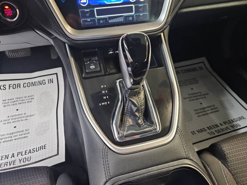 2024 Subaru Outback Premium