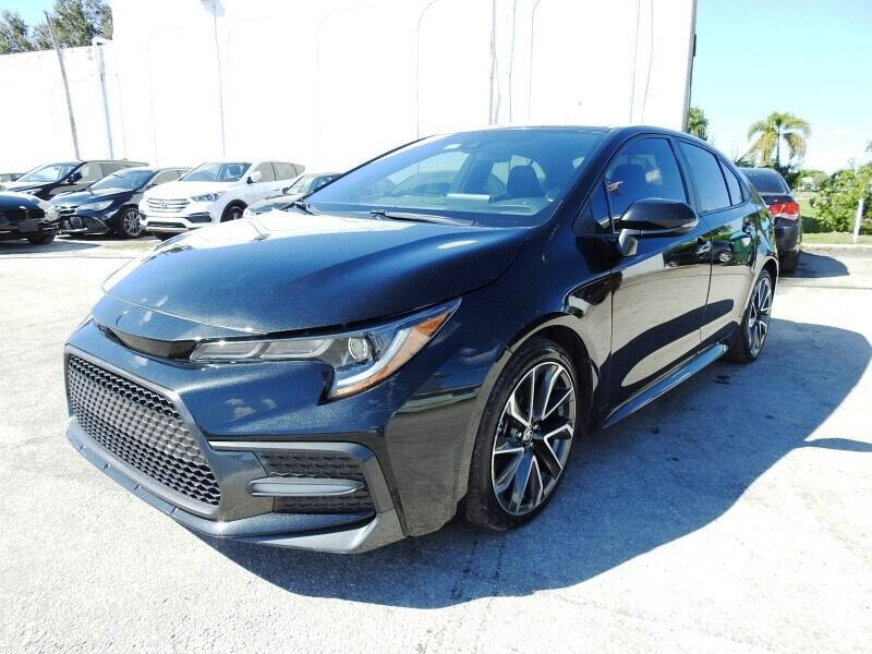 2020 Toyota Corolla  - $17,900