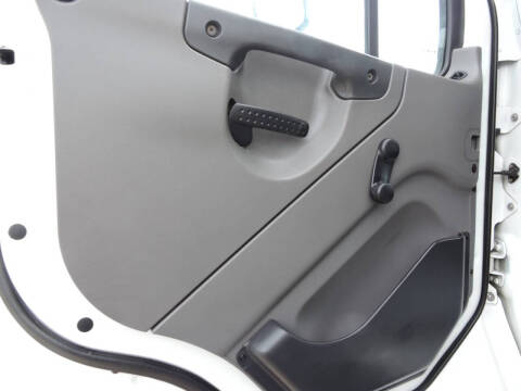 2012 Freightliner M2 106