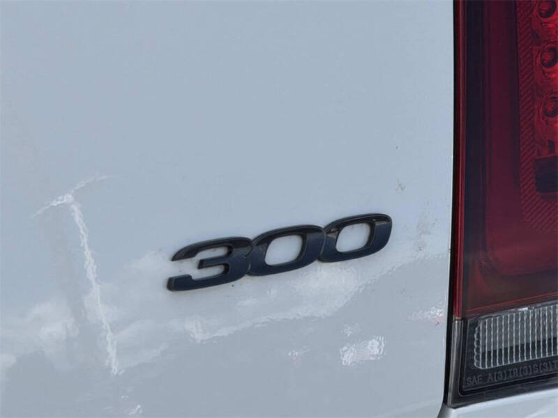 2022 Chrysler 300 Touring