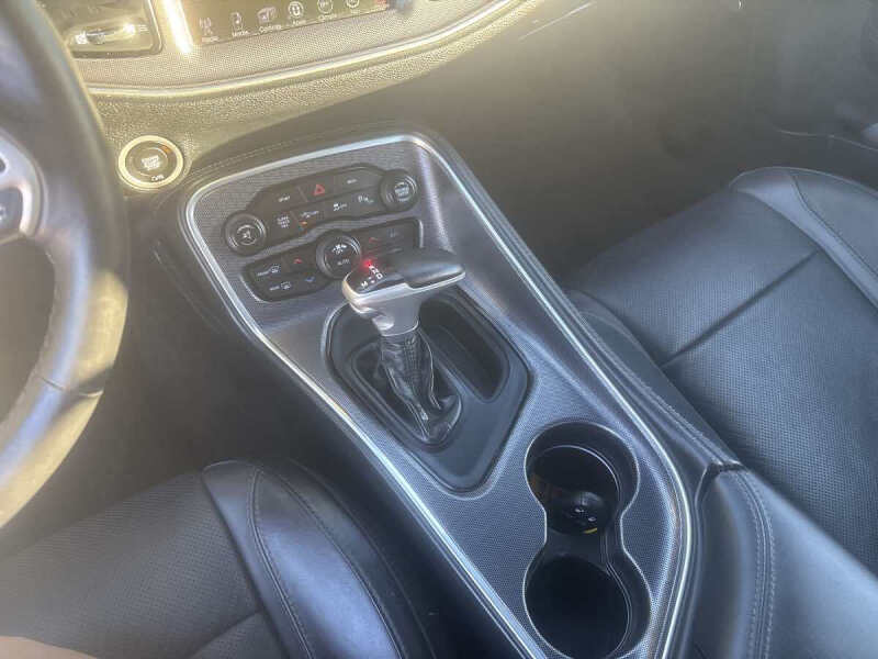 2016 Dodge Challenger SXT Plus