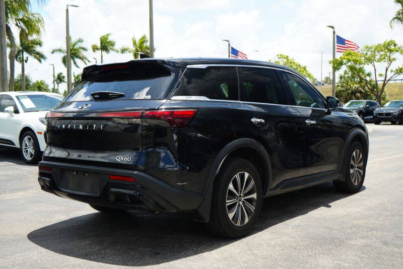 2023 Infiniti QX60 Pure