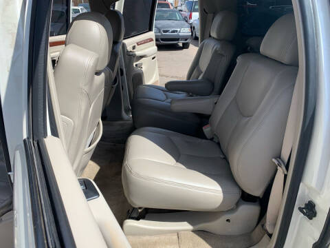 2004 Cadillac Escalade ESV