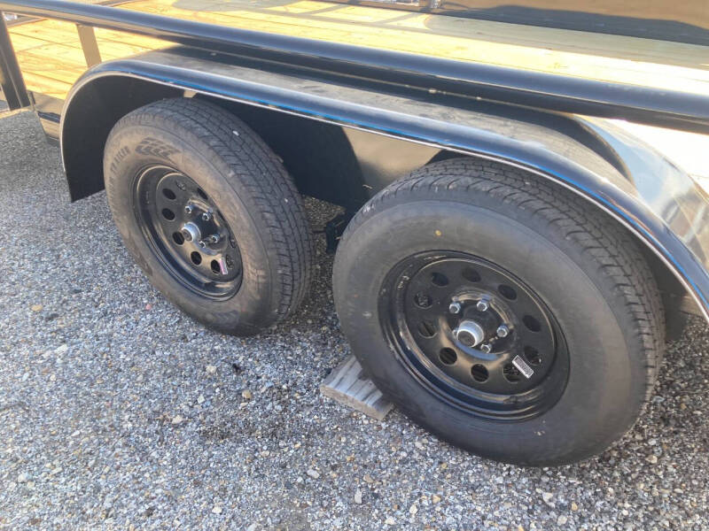 2025 Top Hat 83" x 14' TA PT, HD Gate