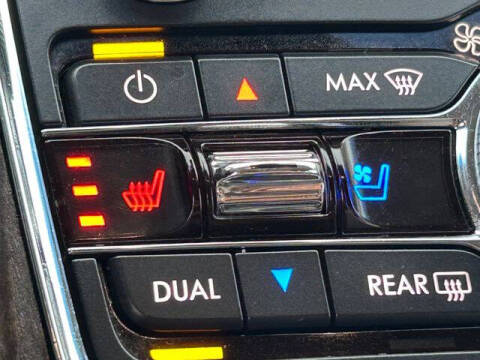 2018 Lincoln Continental Select