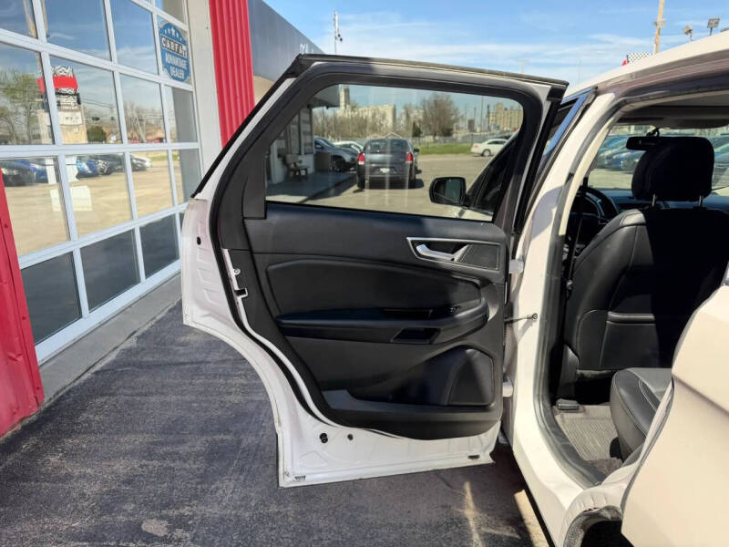 2017 Ford Edge SEL