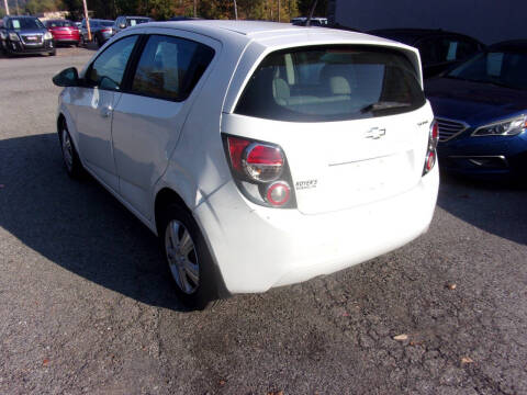 2014 Chevrolet Sonic LS Auto