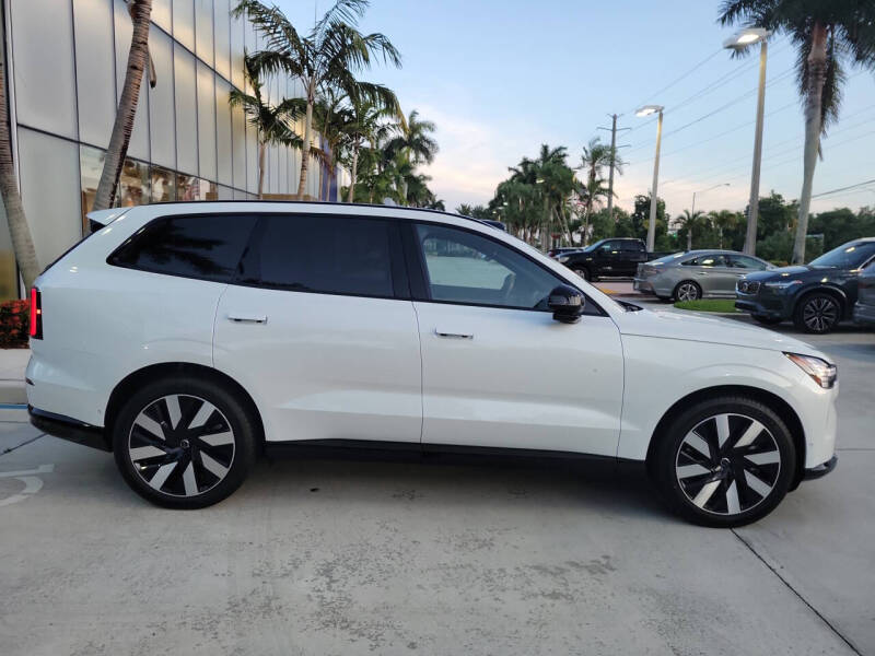 2025 Volvo EX90 Twin Performance Ultra 7P