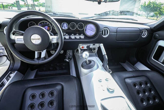 2005 Ford GT