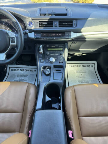 2012 Lexus CT 200h Premium