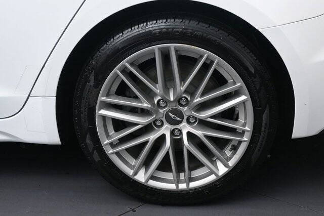 2020 Genesis G70