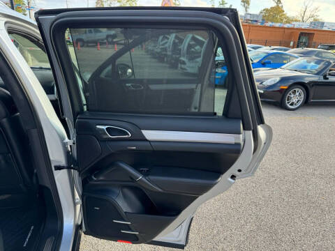 2012 Porsche Cayenne Turbo