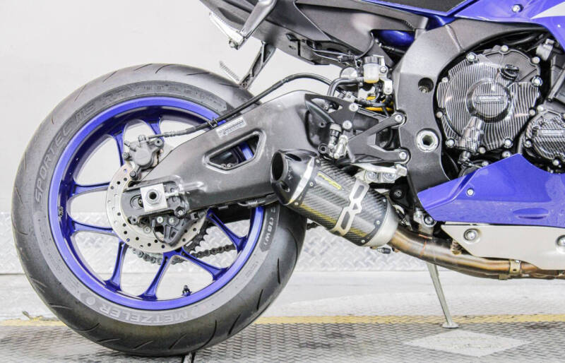2021 Yamaha YZF-R1