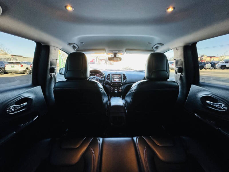 2020 Jeep Cherokee Trailhawk