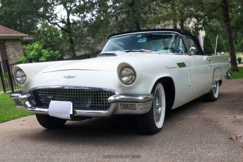 1957 Ford Thunderbird
