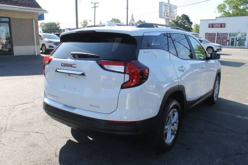 2023 GMC Terrain SLE