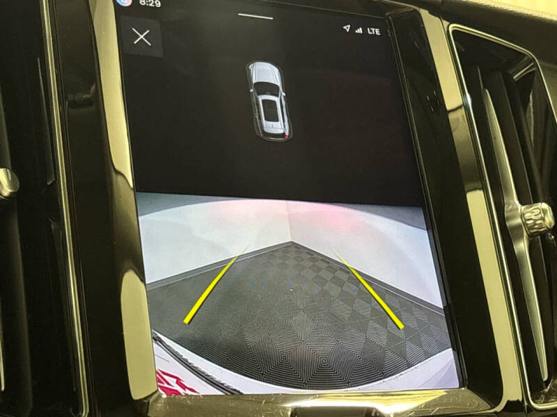 2023 Volvo XC60 B5 Core