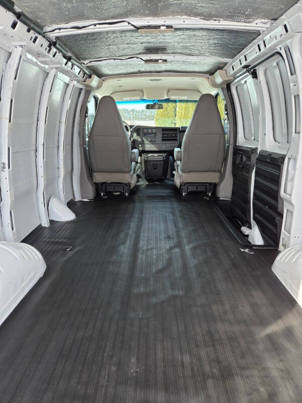 2021 GMC Savana 3500