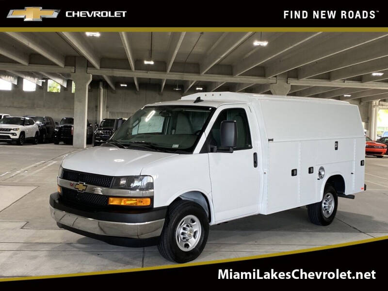 2022 Chevrolet Express Cutaway 3500
