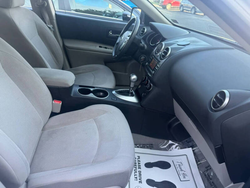 2014 Nissan Rogue Select S