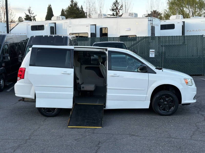 2012 Dodge Grand Caravan SE