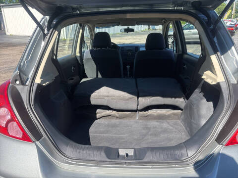 2009 Nissan Versa 1.8 S