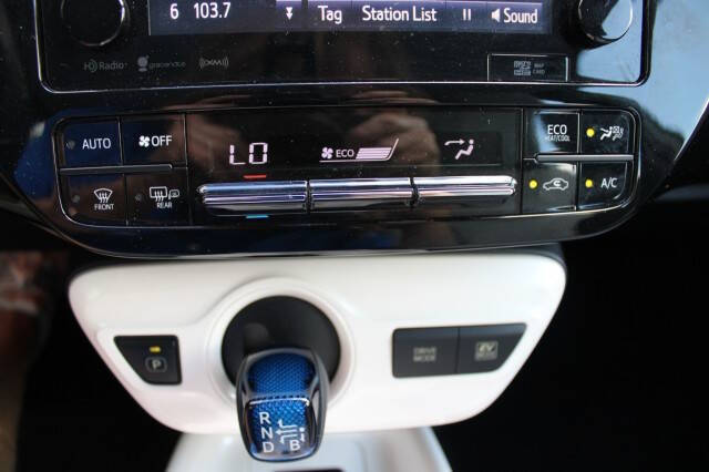 2016 Toyota Prius Three