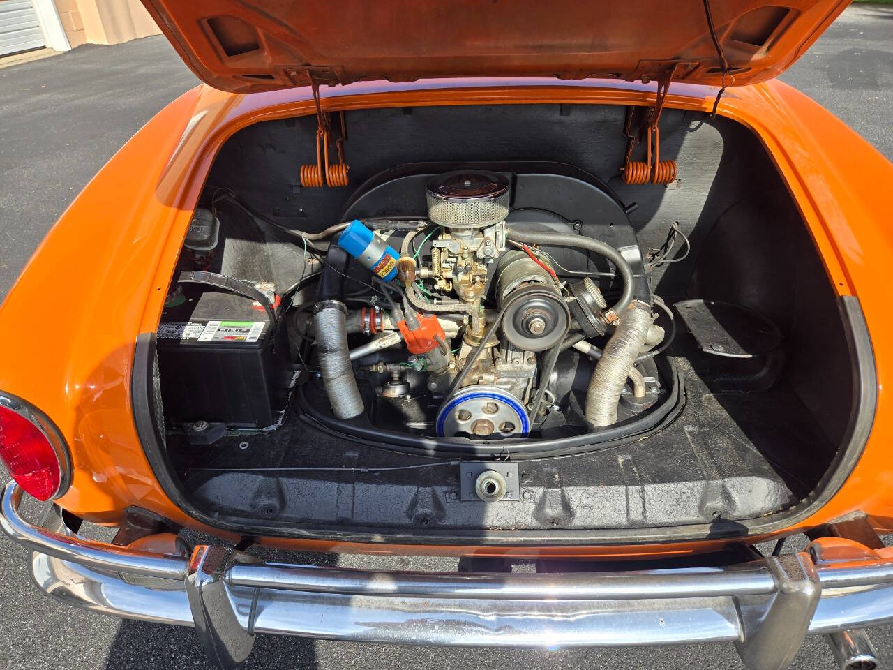 1969 Volkswagen Karmann Ghia 2