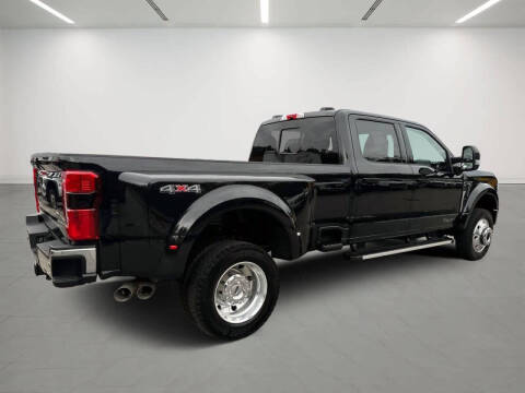 2025 Ford F-450 Super Duty Lariat