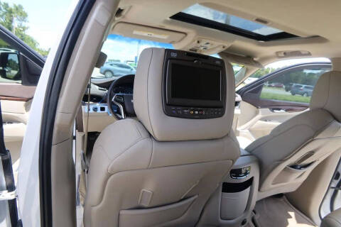 2016 Cadillac Escalade Luxury Collection