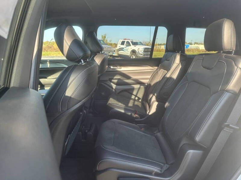 2025 Jeep Grand Cherokee L Altitude X