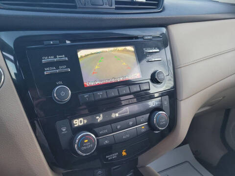 2017 Nissan Rogue SV