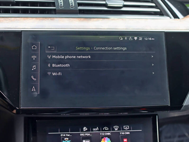 2019 Audi e-tron quattro Prestige