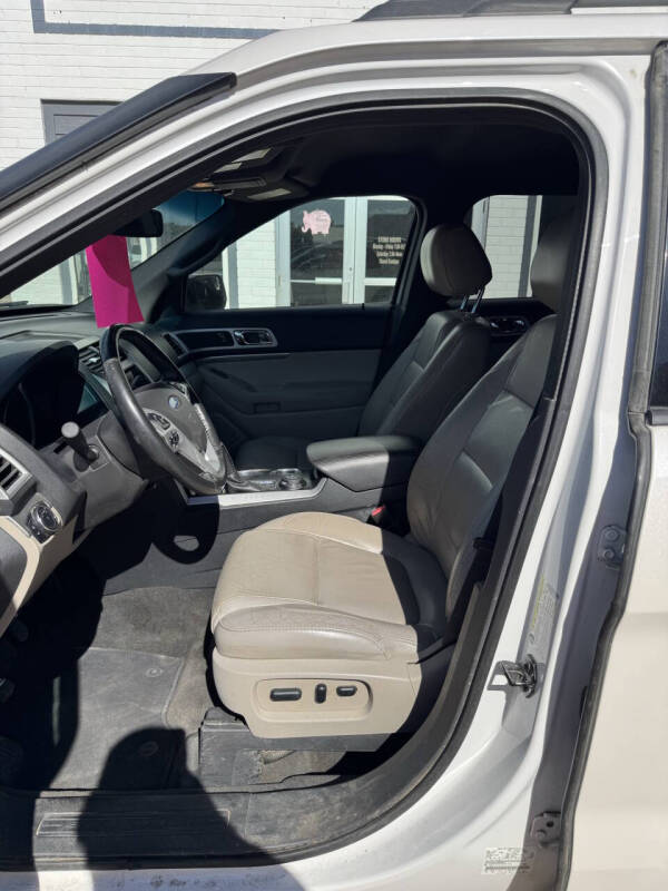2011 Ford Explorer XLT