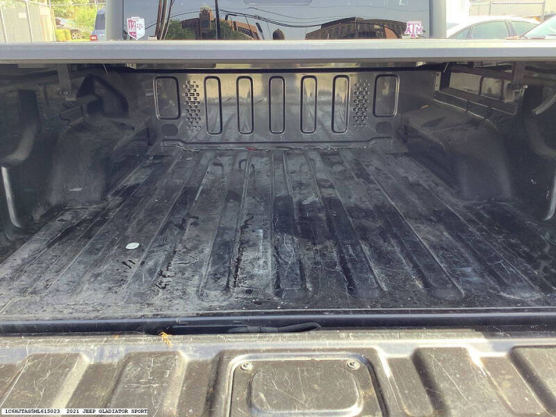 2021 Jeep Gladiator Willys