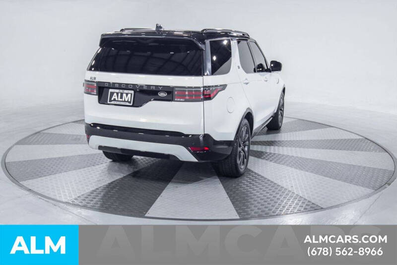 2022 Land Rover Discovery P300 S R-Dynamic