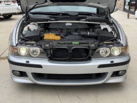 2002 BMW M5