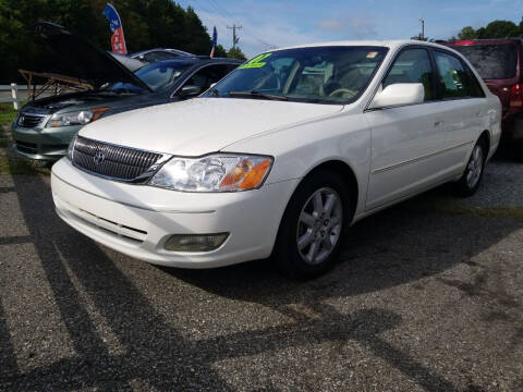 2002 Toyota Avalon for sale at TR MOTORS in Gastonia NC