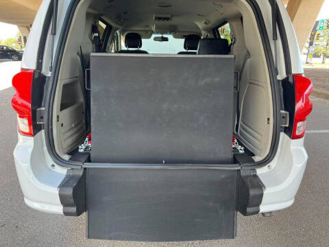 2017 Dodge Caravan