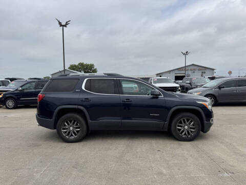 2017 GMC Acadia SLT-1