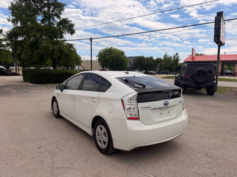 2010 Toyota Prius III