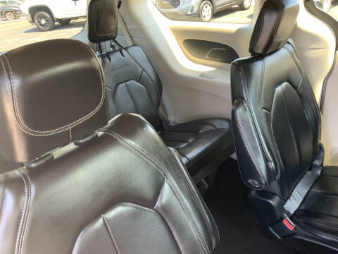 2021 Chrysler Voyager LXi