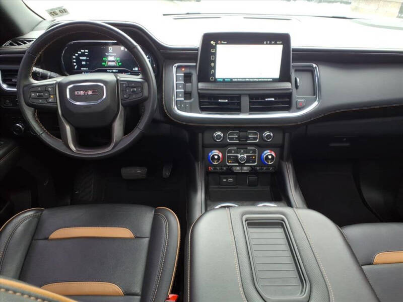 2023 GMC Yukon AT4