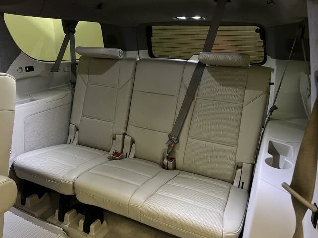 2023 Cadillac Escalade ESV Premium Luxury Platinum