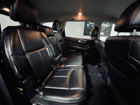 2019 Nissan Pathfinder SL