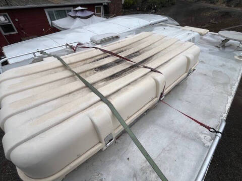 1991 Cascade 10 Ft Truck Camper