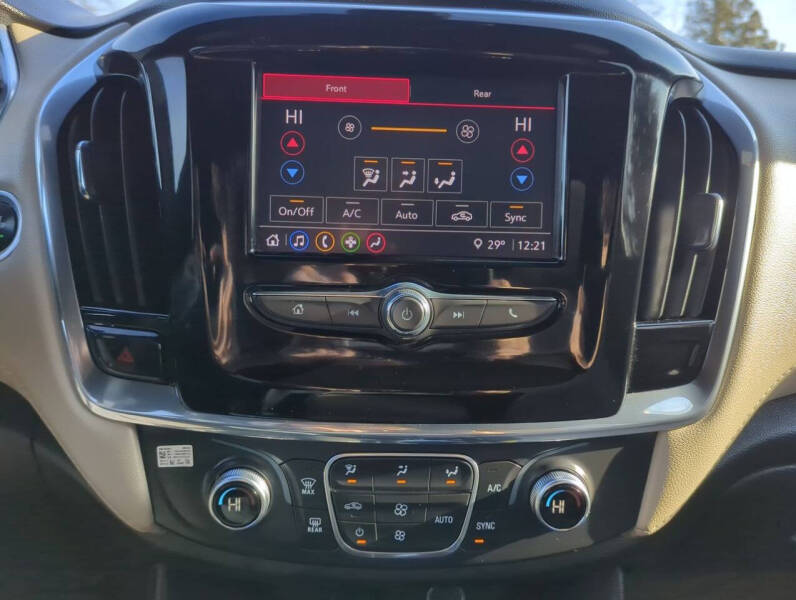 2022 Chevrolet Traverse LS