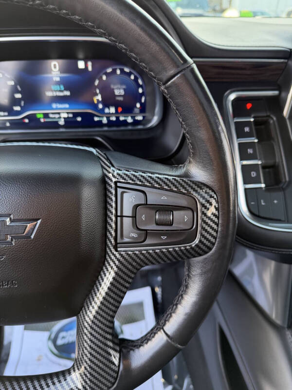 2022 Chevrolet Suburban LT