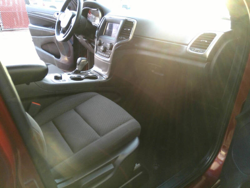 2021 Jeep Grand Cherokee Laredo E