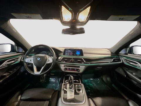 2017 BMW 7 Series 740i